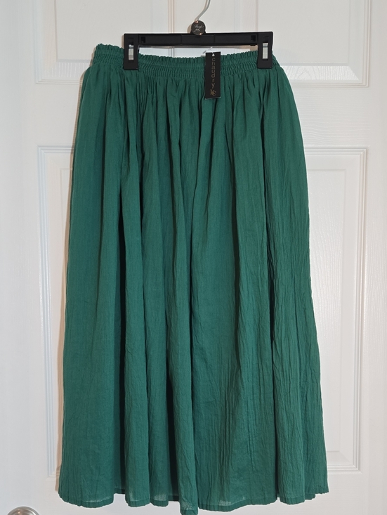 Chaudry Kc Dresses & Skirts - Chaudry KC emerald Green Cotton Gathered Midi Skirt Size Small